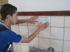 Atividade de adesivagem - Escola Modelo Luís Eduardo Magalhães - Juazeiro-BA - 21.05.15
